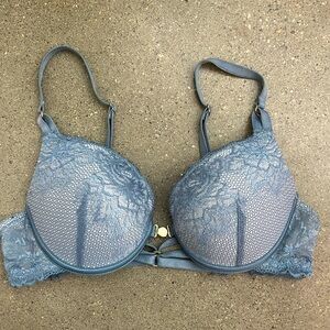 La Vie En Rose front Magnetic Clasp Bra with Strappy Back